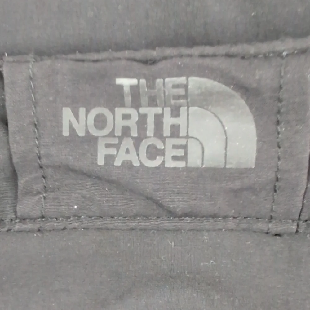 The North Face Men's Black Hiking Travel Pants Size 38 Short​